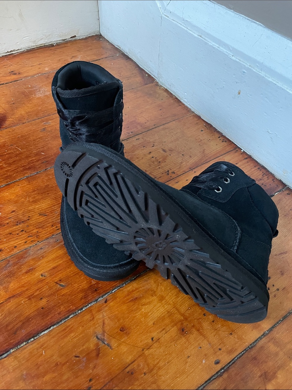 UGG Women's Black Suede Lace-Up Ankle Booties